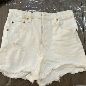 LEVI’s Ribcage Shorts, 26, button front, distressed, white, excellent condition
